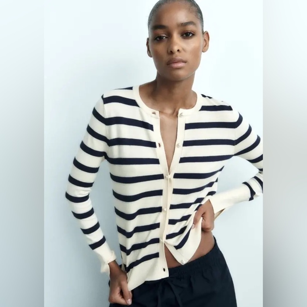 Zara Striped Cream and Navy Pearl Button Sweater/Cardigan S